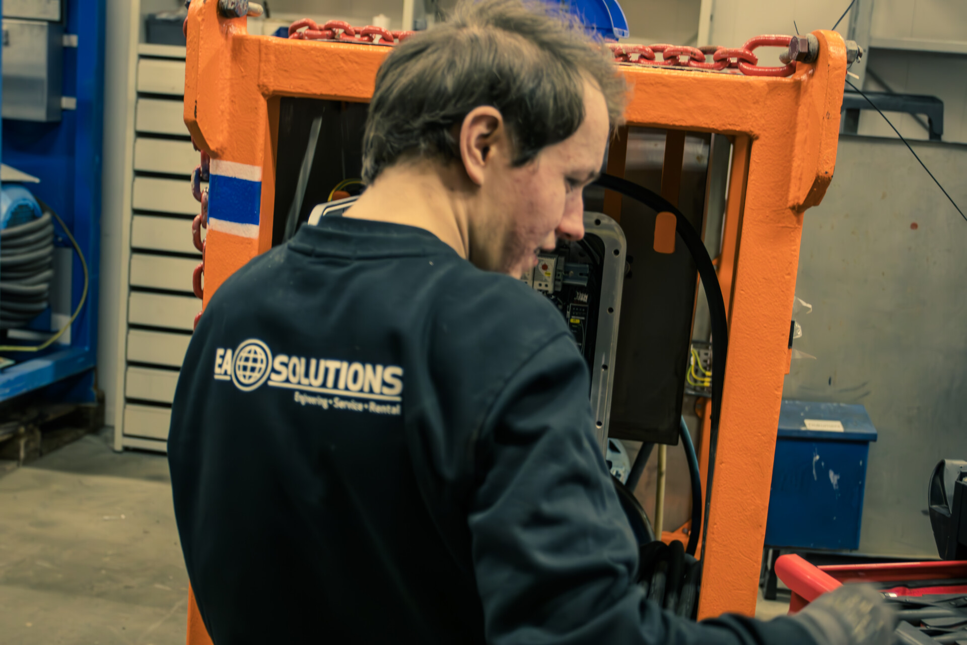 Kontakt oss - EA Solutions