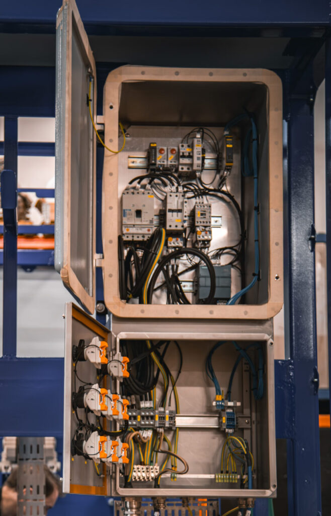 Tavlebygging, kapsling, PLC